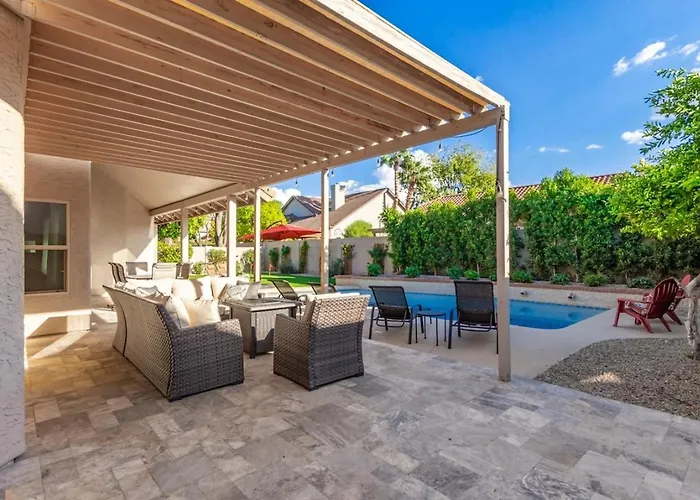 Elegant Luxury Wheated Pool Outdoor Fun Holiday home *