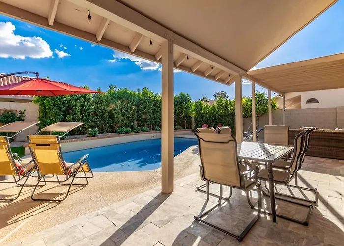 Holiday home Elegant Luxury Wheated Pool Outdoor Fun *
